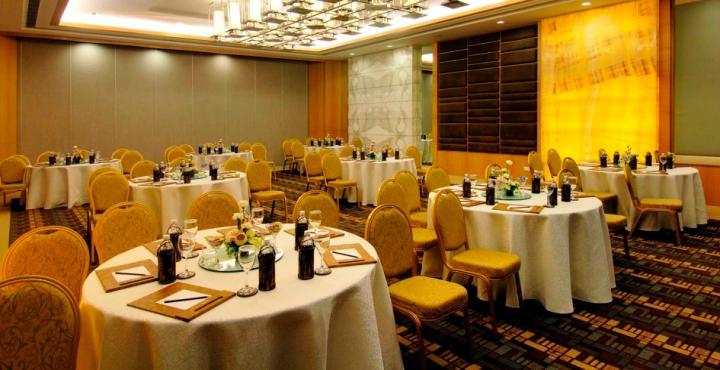 Hotel Radisson Blu Kharadi Pune
