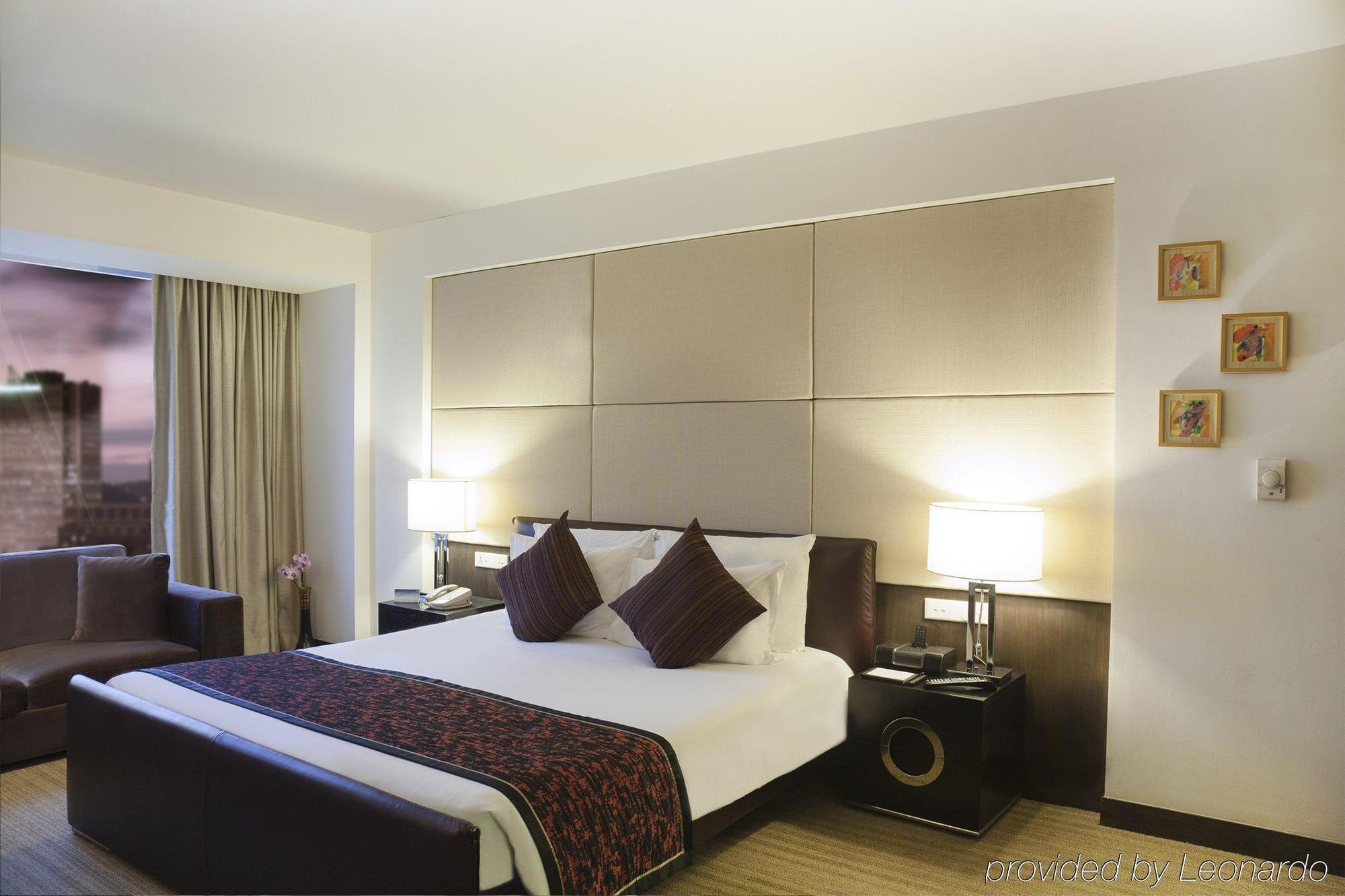 Radisson Blu Kharadi Hotel 5*